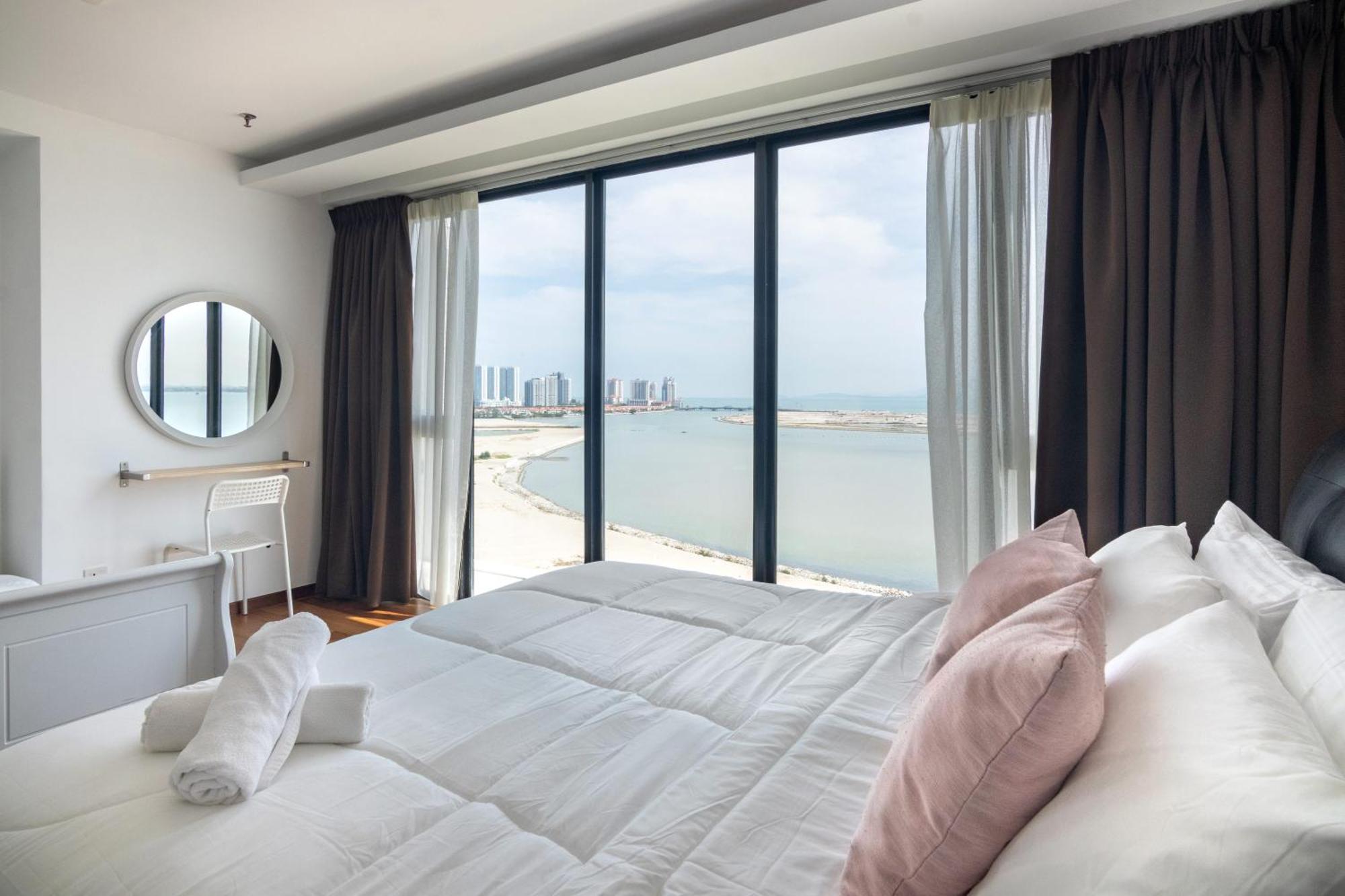 Sunrise Gurney Apartment George Town Room photo